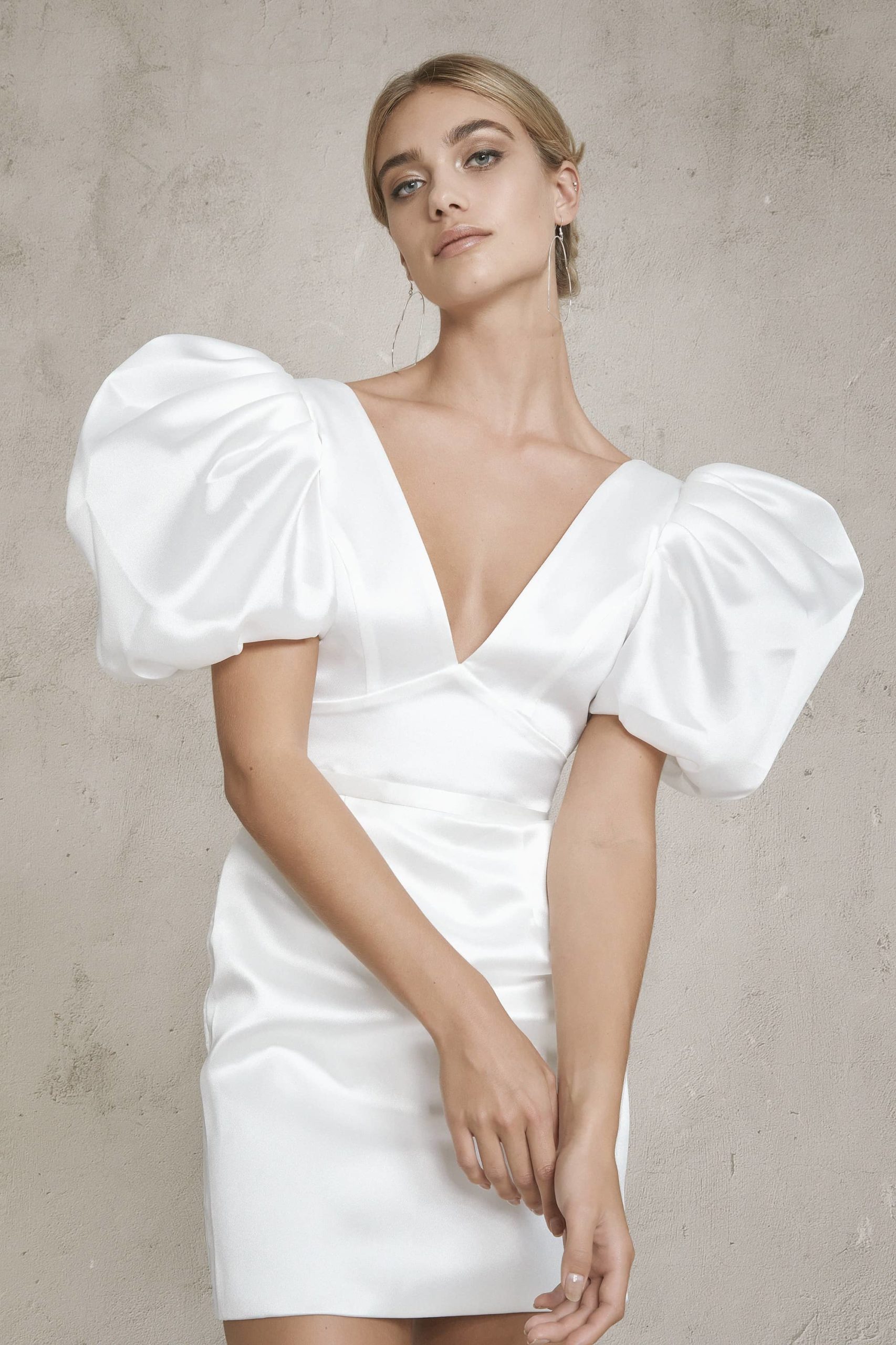 Robe de mariée minimaliste